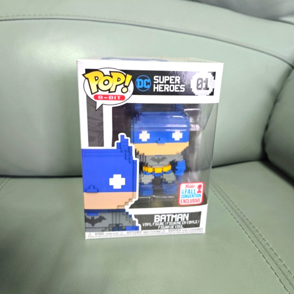 8 bit Batman Funko Pop‎ 2017 fall convention Exclusive